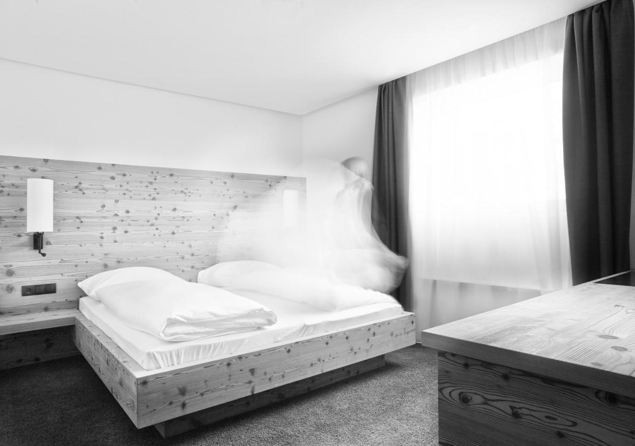 Arthotel Anterleghes - Gardenahotels Selva di Val Gardena Bagian luar foto